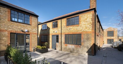 23 Waldegrave Rd, Teddington for lease Building Photo- Image 1 of 3