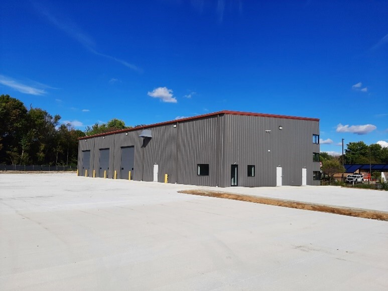 123 County Road 17, Elkhart, IN for lease Building Photo- Image 1 of 8