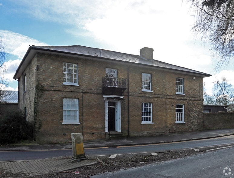 Amersham Rd, Chesham for sale - Primary Photo - Image 1 of 1