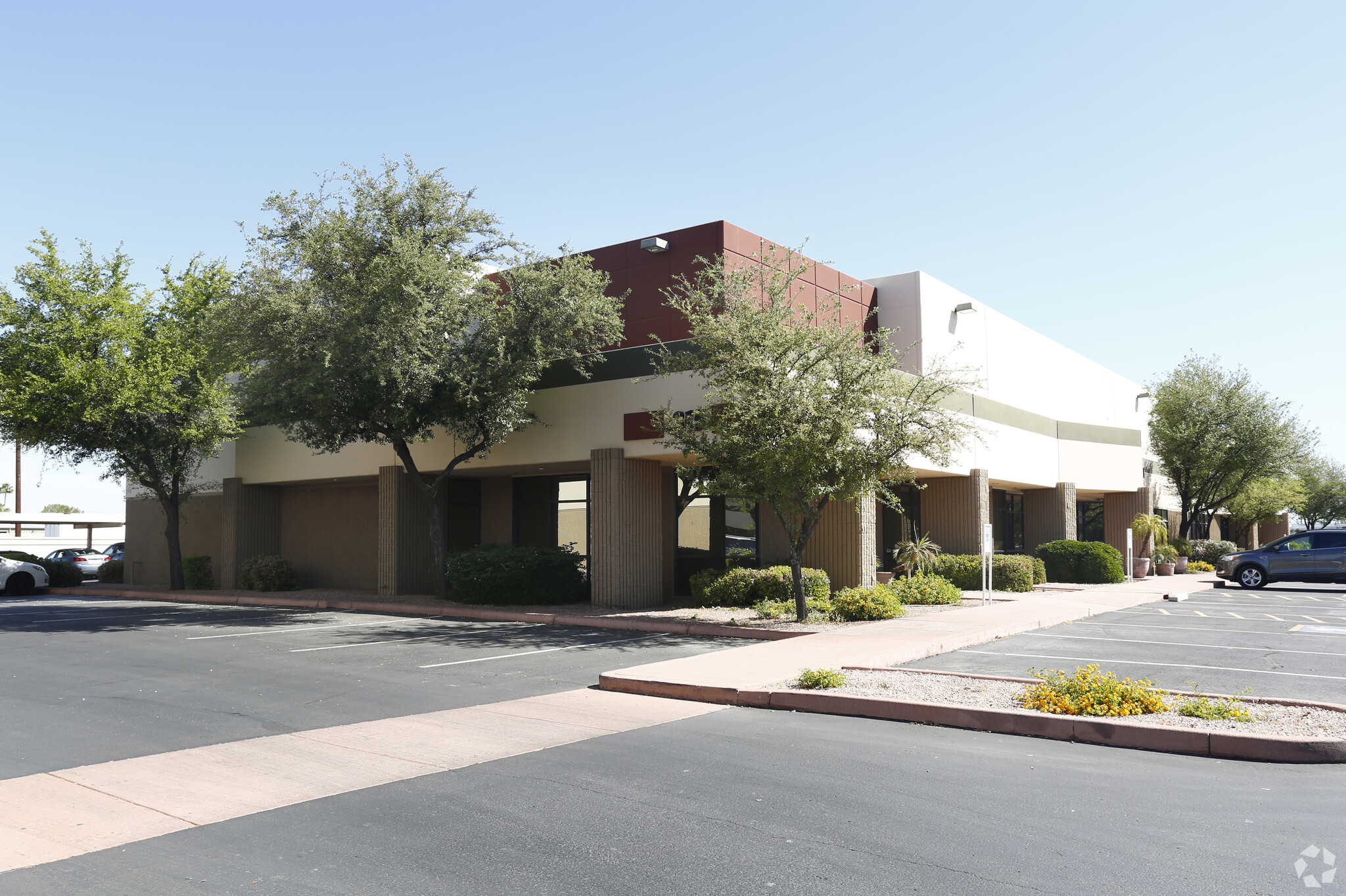 637 S 48th St, Tempe, AZ 85281 - Airport Business Center | LoopNet