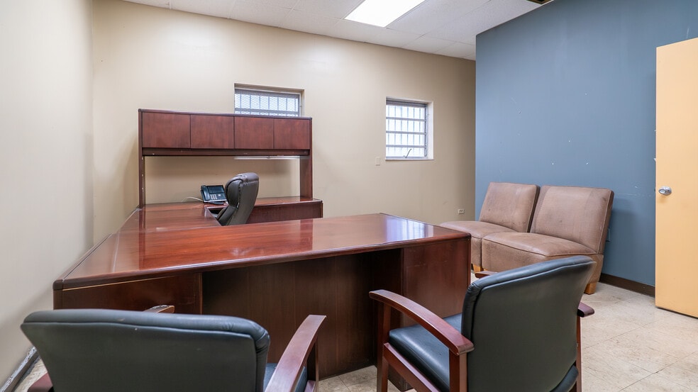 7250 NE 4th Ave, Miami, FL for sale - Building Photo - Image 3 of 6