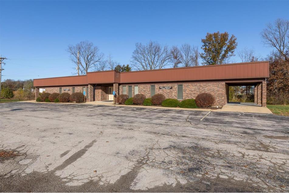 166 Industrial Dr, Festus, MO 63028 Medical Office