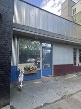 8543 Greenwood Ave N, Seattle, WA for lease Building Photo- Image 1 of 8