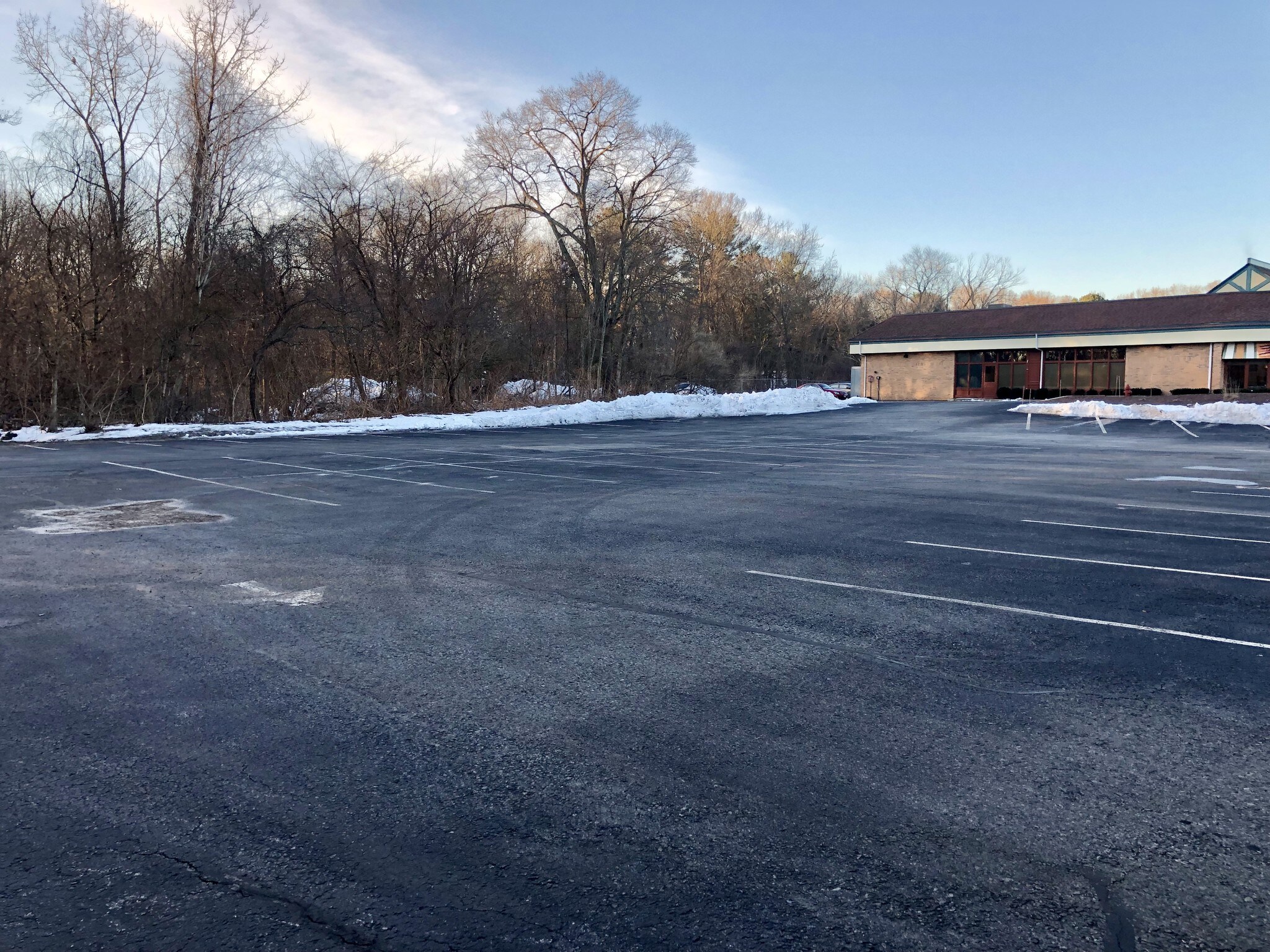 5586 Post Rd, East Greenwich, RI 02818 Office for Lease