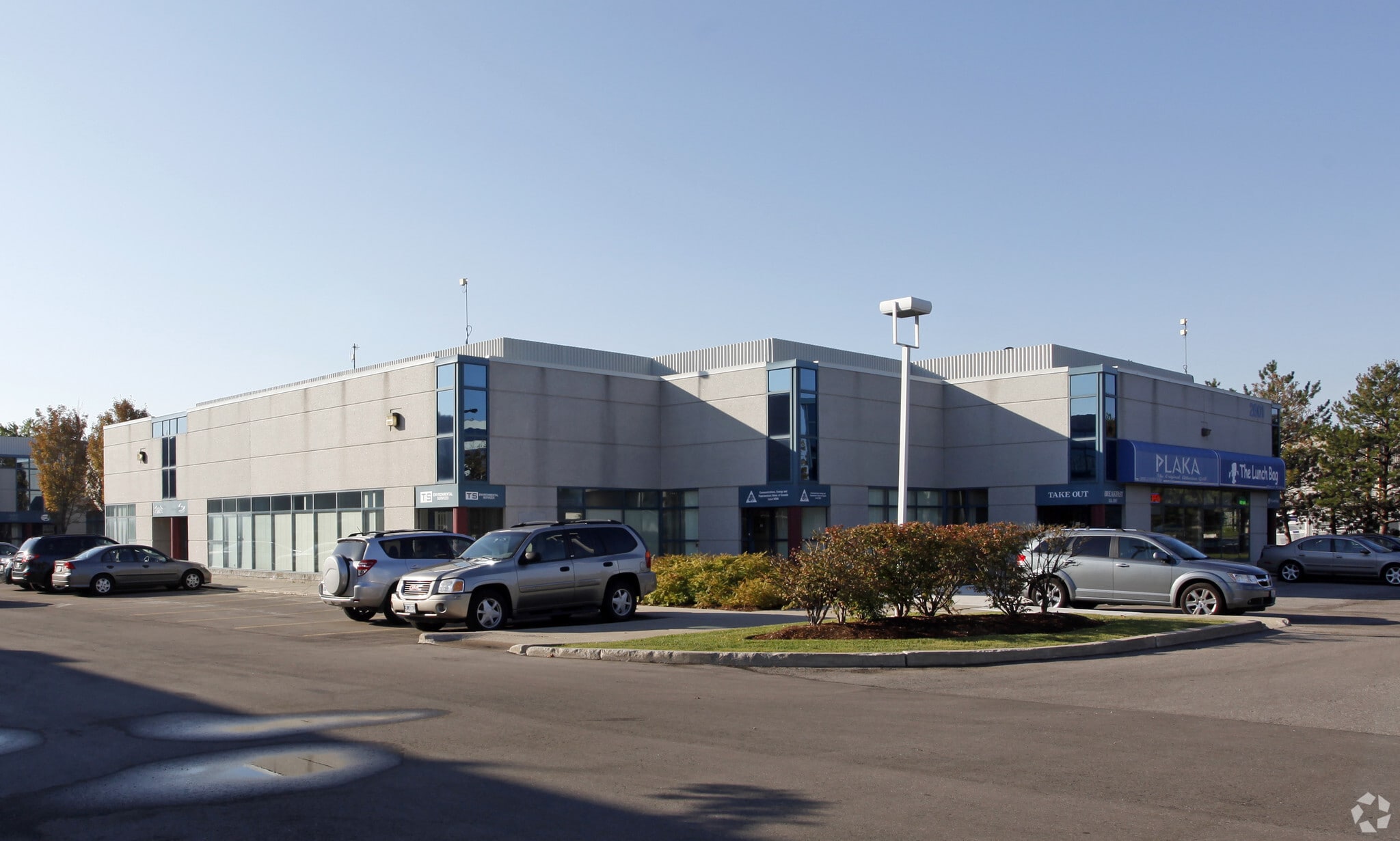 2601 Matheson Blvd E, Mississauga, ON for sale Primary Photo- Image 1 of 1