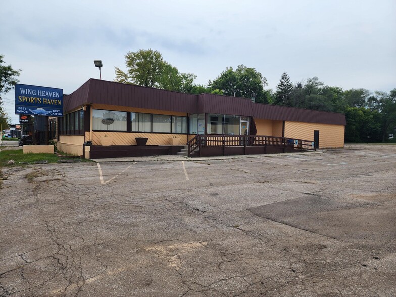 3812 S Martin Luther King Jr Blvd, Lansing, MI for lease - Building Photo - Image 1 of 10