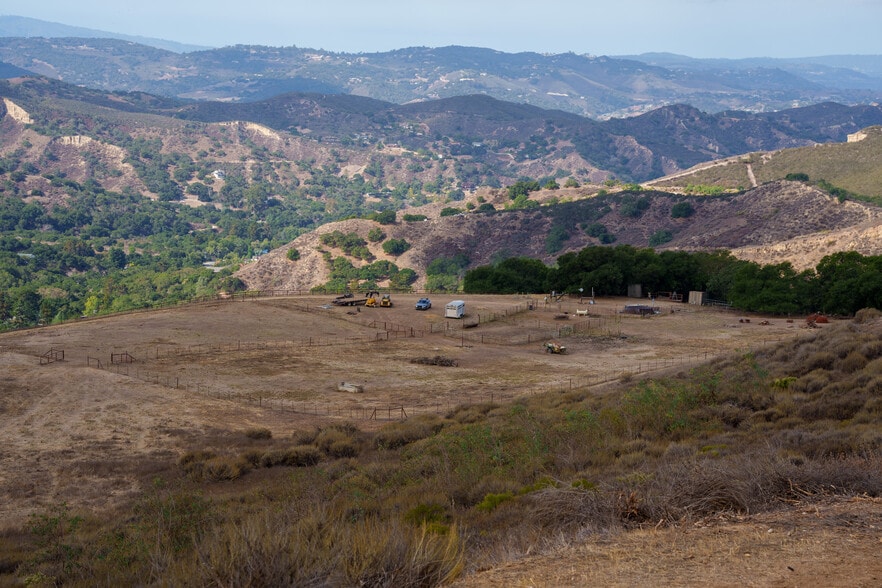 367 San Benancio Rd, Salinas, CA for sale - Primary Photo - Image 1 of 28