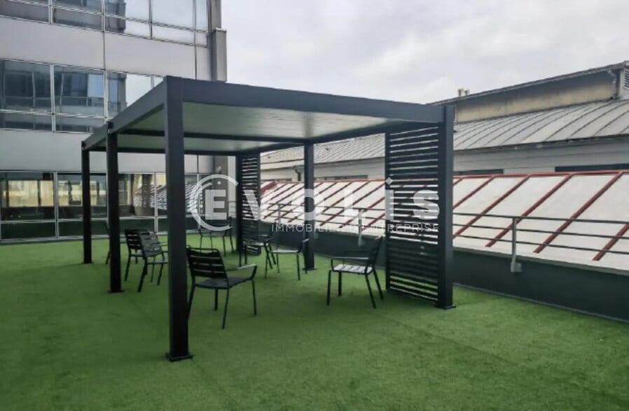 31-39 Rue Du Gouverneur Général Eboué, Issy-les-Moulineaux for lease - Building Photo - Image 2 of 7