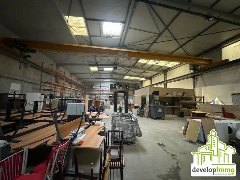 Flex in Colombelles for lease - Interior Photo - Image 3 of 9