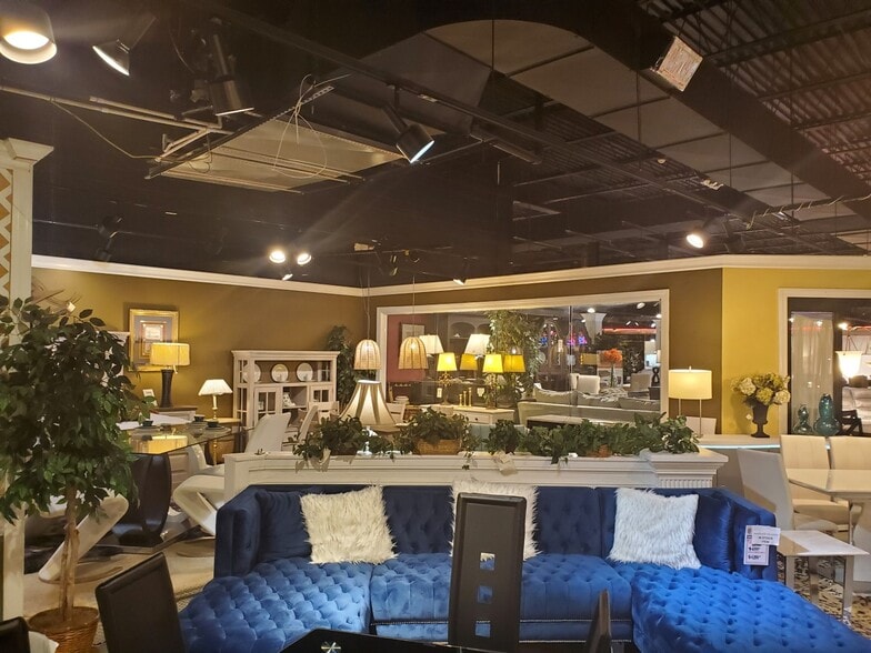 2066 Route 112, Medford, NY for sale - Interior Photo - Image 3 of 8