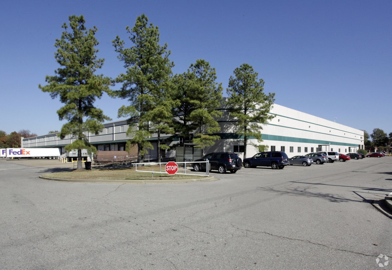 5960 E Shelby Dr, Memphis, TN 38141 Property Record