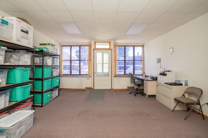 28 Main St W, Richmond, MN for sale - Building Photo - Image 2 of 11