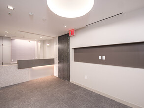 110 E 60th St, New York, NY for lease Interior Photo- Image 2 of 8