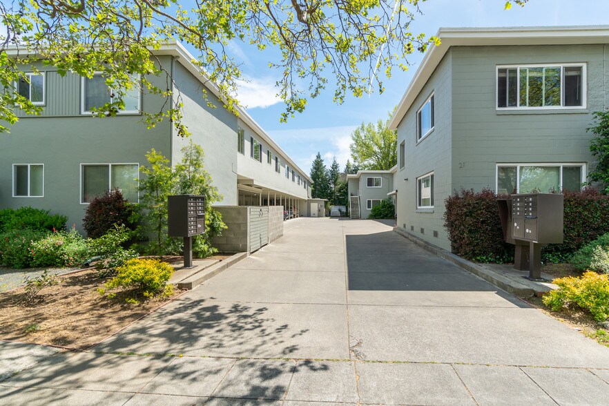 19 Belle Ave, San Anselmo, CA for sale - Building Photo - Image 2 of 6