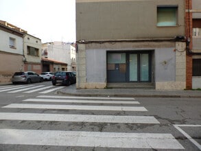 Retail in Manresa, Barcelona for lease Building Photo- Image 2 of 19