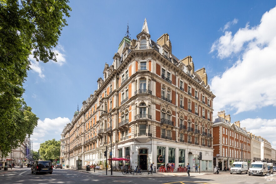 44-48 Buckingham Palace Rd, London for sale - Building Photo - Image 1 of 1