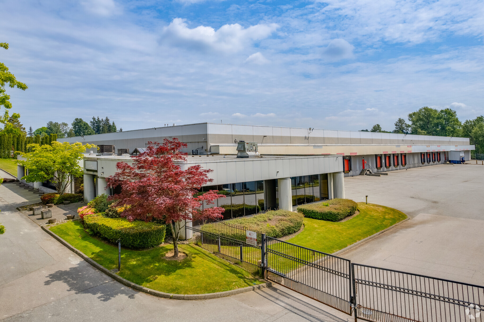 7260 Winston St, Burnaby, BC for lease Building Photo- Image 1 of 9