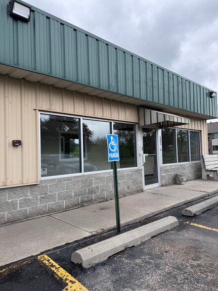 2403 Nash Blvd, Council Bluffs, IA for lease - Building Photo - Image 1 of 13