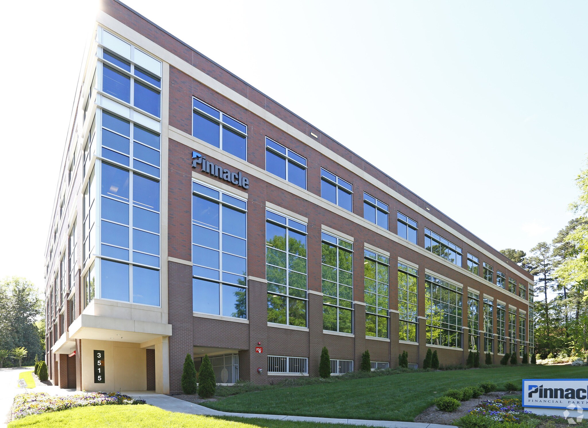 5925 Glenwood Avenue Suite 150 Raleigh Nc 27612 3515 Glenwood Ave, Raleigh, NC 27612 - 3515 Glenwood | LoopNet