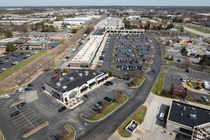 1470 Ford St, Maumee, OH for lease - Building Photo - Image 2 of 6