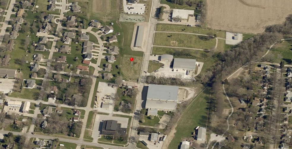 1720 N Chestnut St, Wahoo, NE for sale - Primary Photo - Image 1 of 4