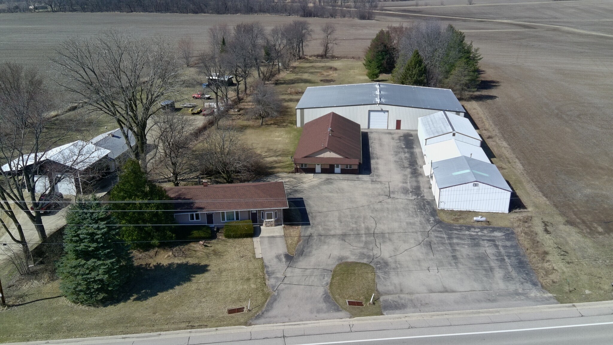 1165 WI-73, Edgerton, WI for sale Primary Photo- Image 1 of 1