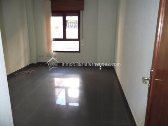 Office in Cáceres for sale Building Photo- Image 1 of 10