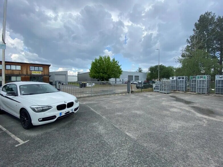 Industrial in Cestas for sale - Building Photo - Image 3 of 9