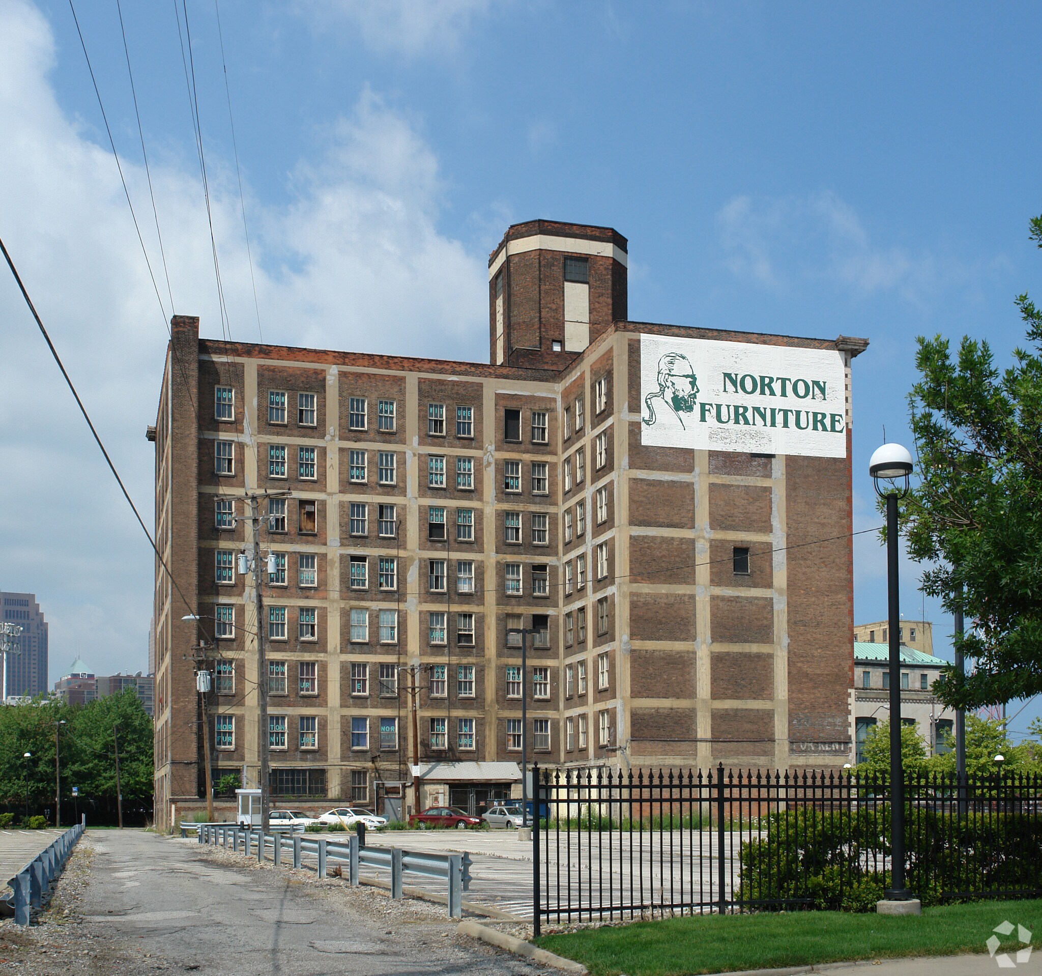 21062108 Payne Ave, Cleveland, OH 44114 The Film Building