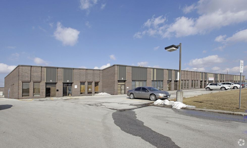 10 Dansk Ct, Toronto, ON for lease - Primary Photo - Image 1 of 5