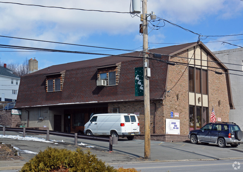 Office in Peckville, PA for sale - Primary Photo - Image 1 of 1