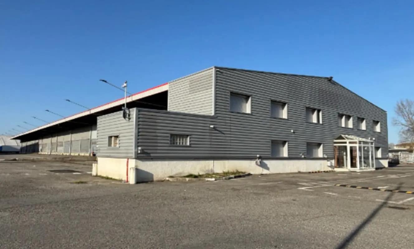 Office in Toulouse for lease Building Photo- Image 1 of 3