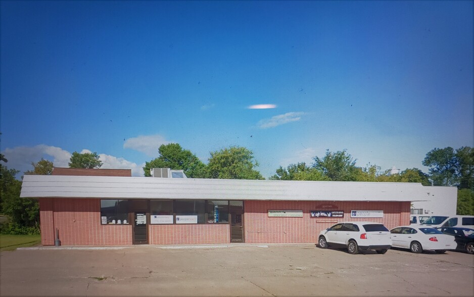 212 S Main St, Rice Lake, WI for sale - Primary Photo - Image 1 of 1