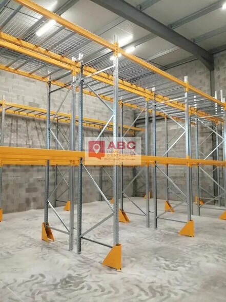 Flex in Vailhauquès for lease - Construction Photo - Image 3 of 3