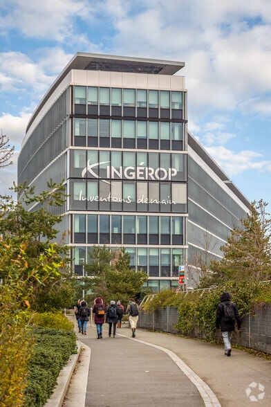 18-20 Rue Des 2 Gares, Rueil-Malmaison for lease - Building Photo - Image 2 of 4