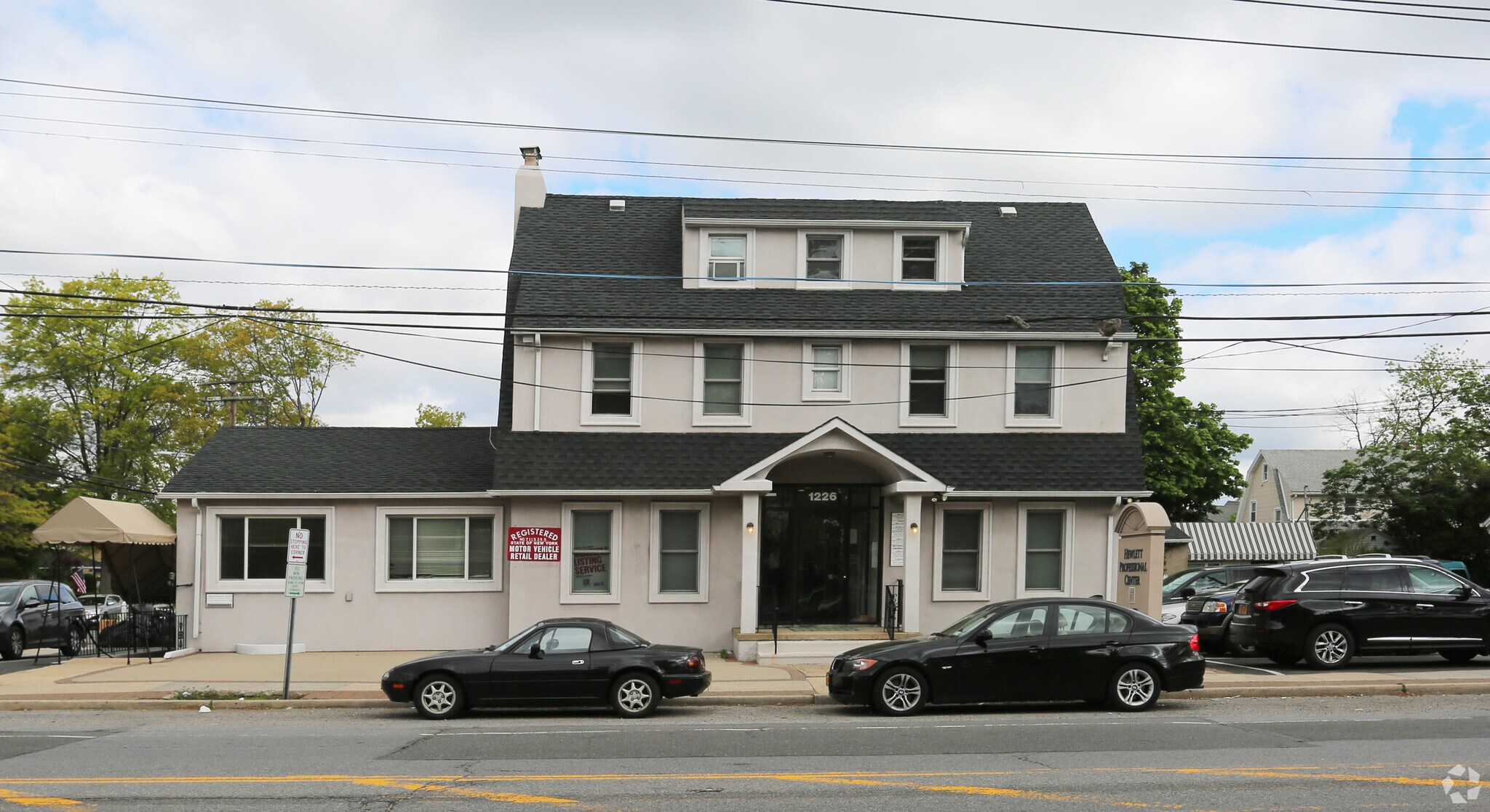 1226 W Broadway, Hewlett, NY for lease Primary Photo- Image 1 of 14