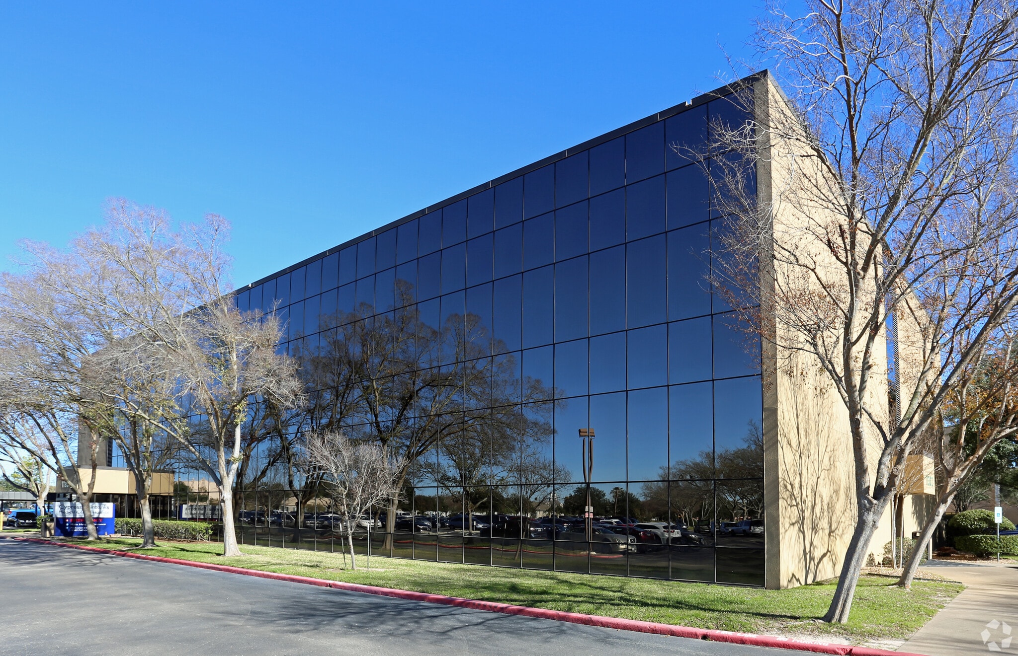 11302 Fallbrook Dr, Houston, TX for sale Building Photo- Image 1 of 1