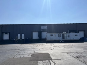 5111-5121 E ML Ave, Kalamazoo, MI for lease Interior Photo- Image 1 of 2