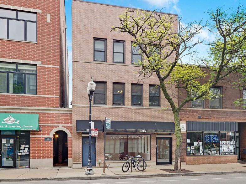 3807 N Lincoln Ave, Chicago, IL for sale - Building Photo - Image 1 of 2