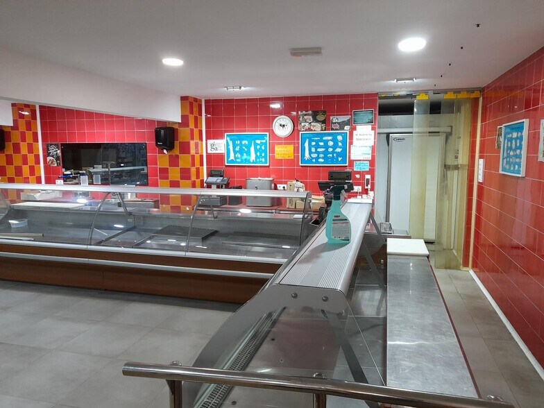 Retail in Cáceres for sale - Building Photo - Image 1 of 18