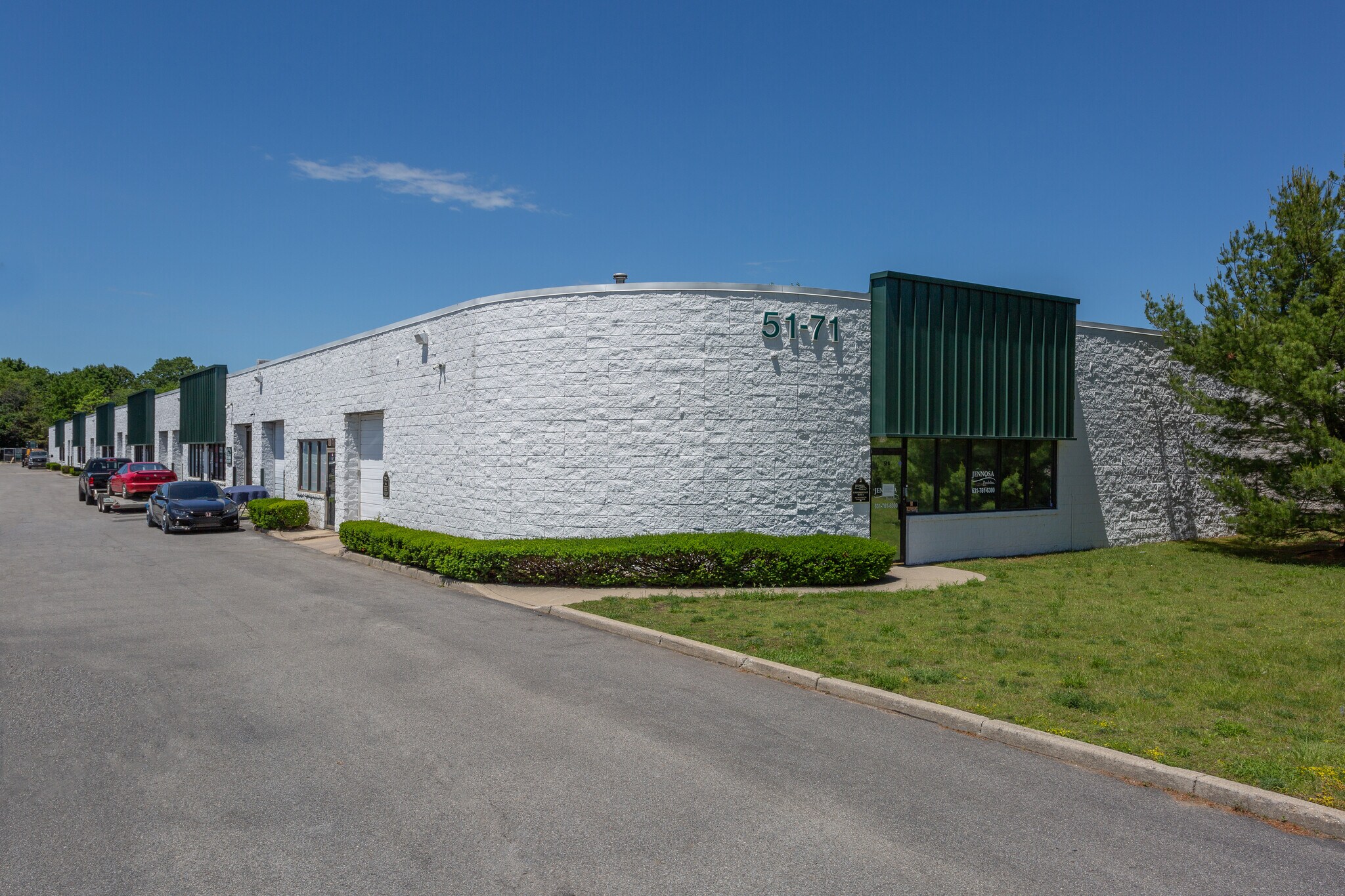 51-71 Windsor Pl, Central Islip, NY for sale Building Photo- Image 1 of 1