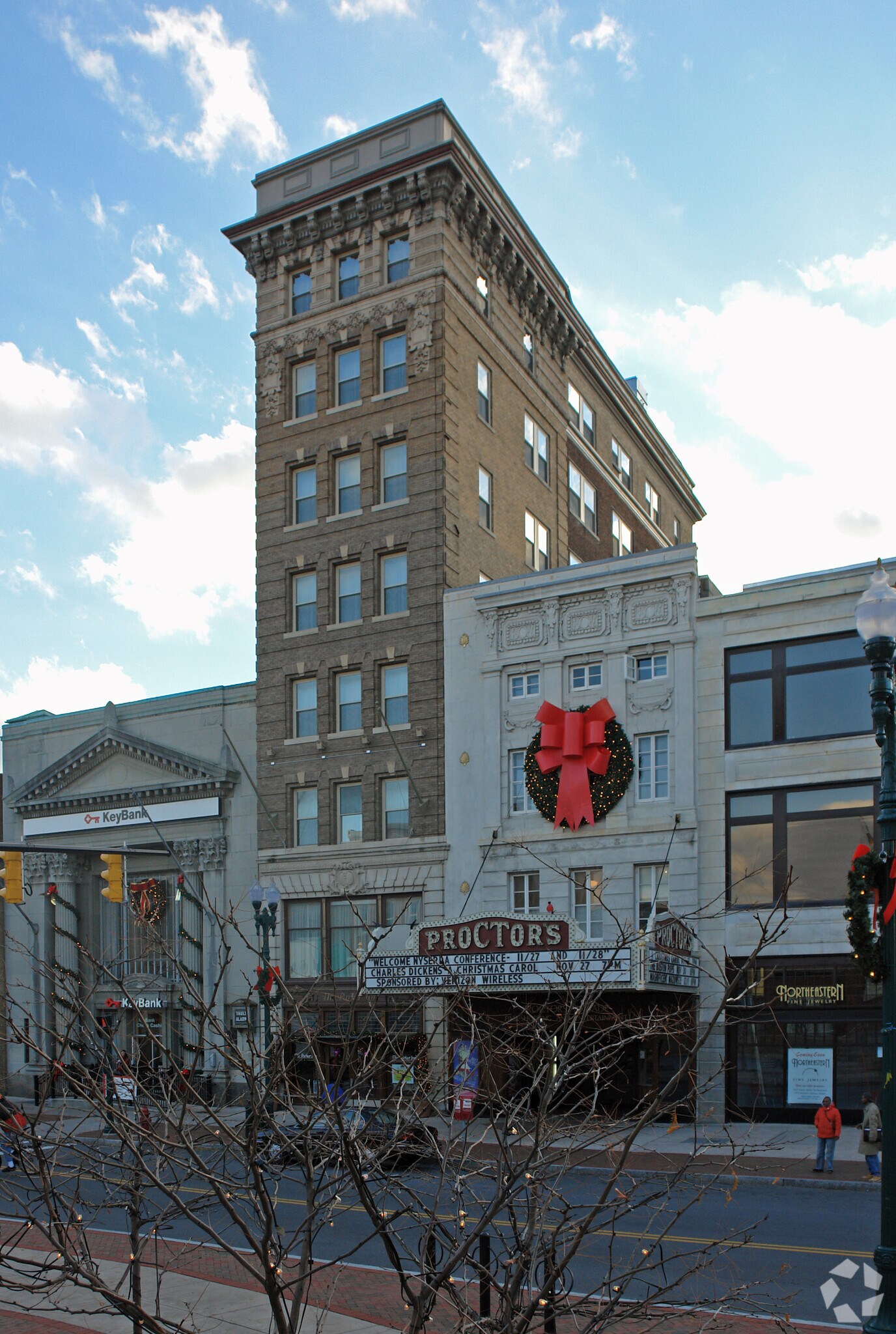 1 Broadway Center Schenectady Ny 12305 67 - a5vj9l7