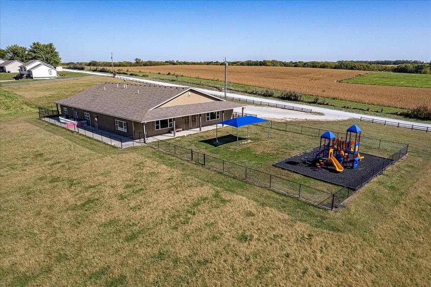 3536 NW Gower Rd, Gower, MO for sale - Building Photo - Image 3 of 34