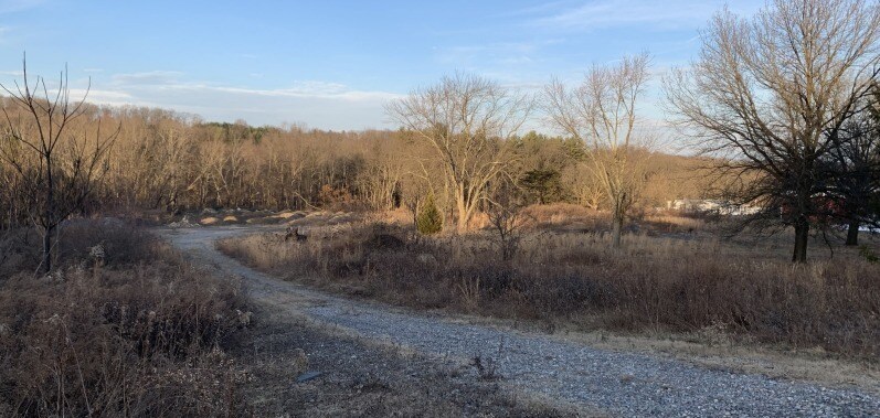 1193-1195 Centre Tpke