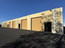 Milti-Tenant Warehouse - Warehouse