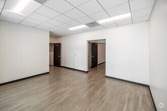 3159-3169 Red Hill Ave, Costa Mesa, CA for lease Lobby- Image 2 of 18