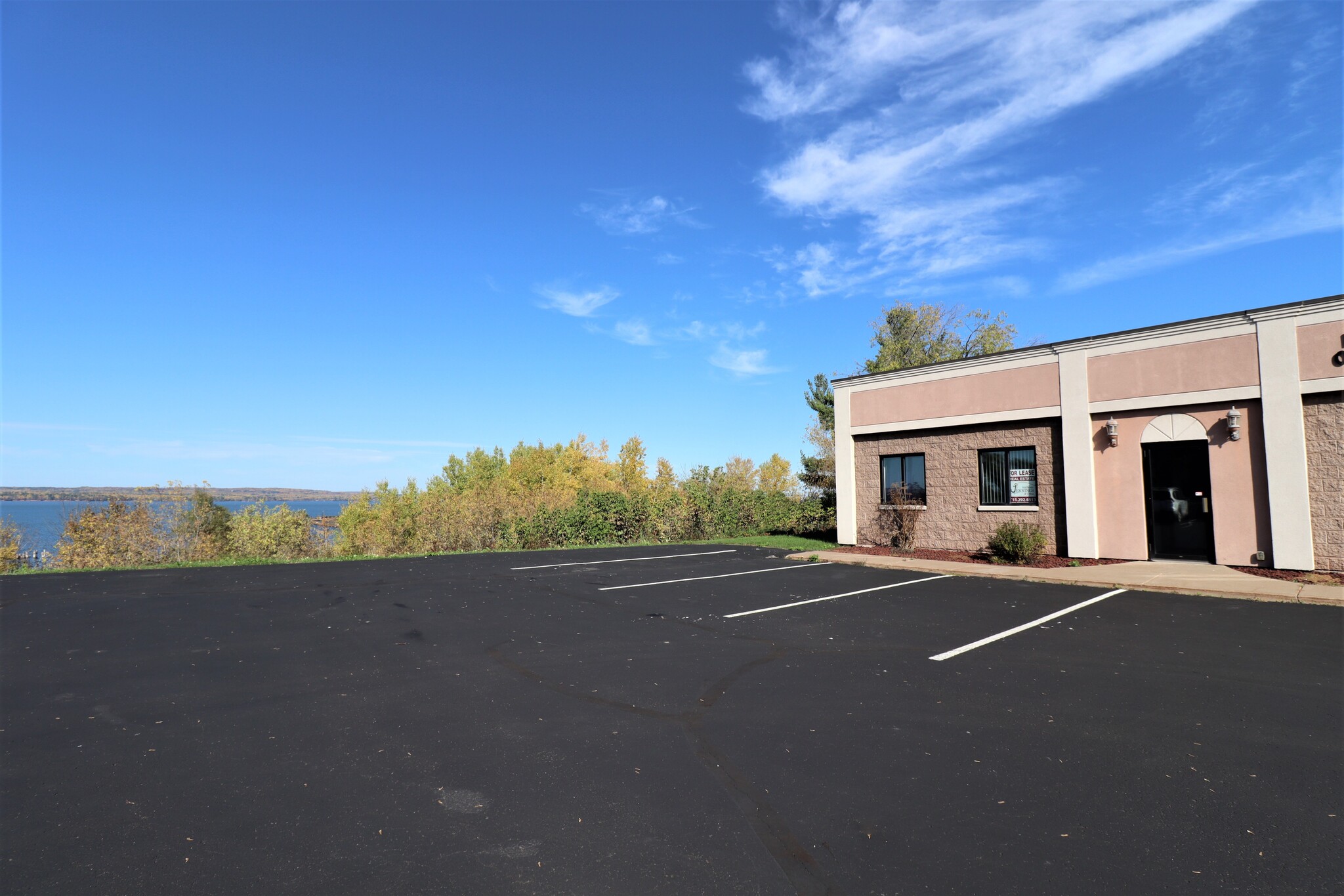 801 Lake Shore Dr W, Ashland, WI for lease Building Photo- Image 1 of 14