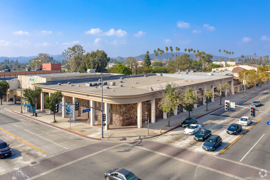 499 N Garey Ave, Pomona, CA for sale - Building Photo - Image 3 of 21