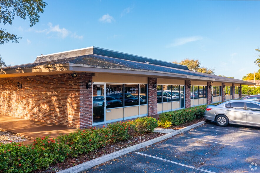7330-7350 NW 5th St, Plantation, FL for sale - Building Photo - Image 3 of 10
