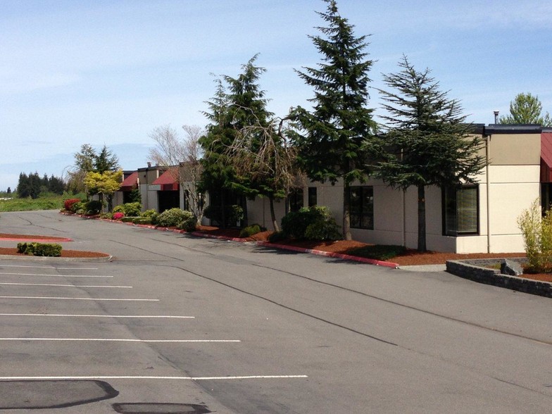 8225 44th Ave W, Mukilteo, WA for lease - Building Photo - Image 3 of 6